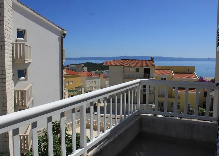 With A Parking Space - 6640 Appartement