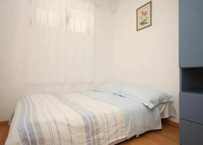 With A Parking Space - 6640 Appartement Makarska